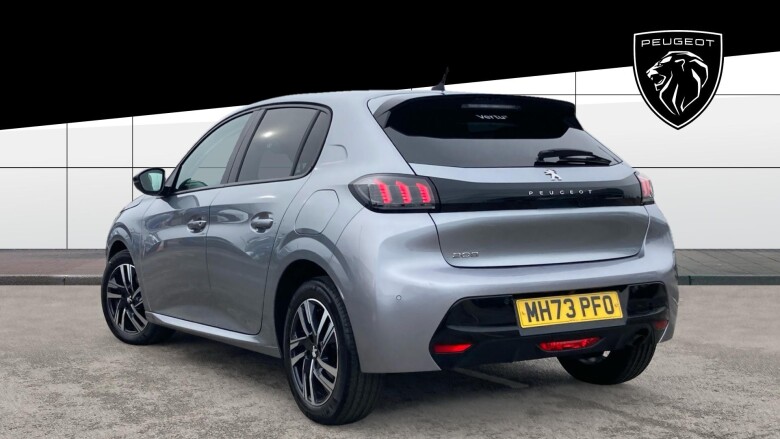 Peugeot 208 1.2 PureTech 100 Allure Premium + 5dr Petrol Hatchback